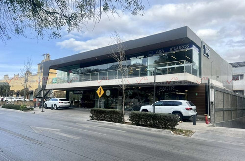 Plaza Trega, Calzada Del Valle