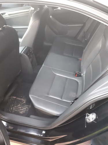 Imagen 8 de 12 de Volkswagen Vento 2.5 2014