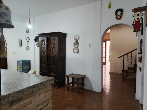 Casa En Venta Urb Las Polonias Nuevas San Antonio De Los Altos