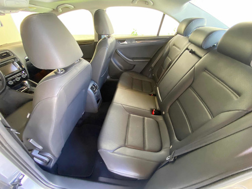 Volkswagen Jetta 2015 2.0 Tsi Highline 4p