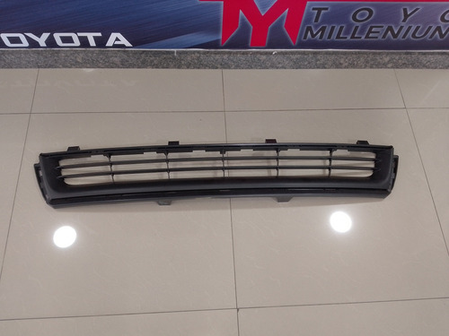 Rejilla De Parachoques Delantero Toyota Fortuner 2012-2020