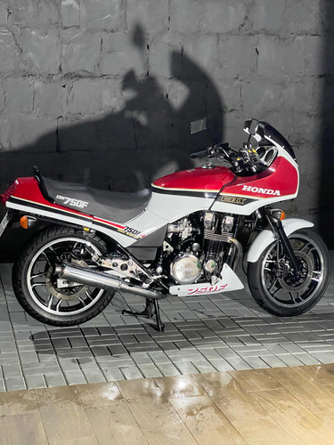 Honda Cbx 750f