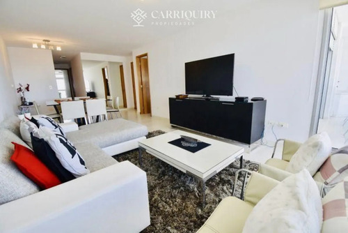 Apartamento En Alquiler Temporario Playa Mansa 2 Dormitorios Seasons Tower