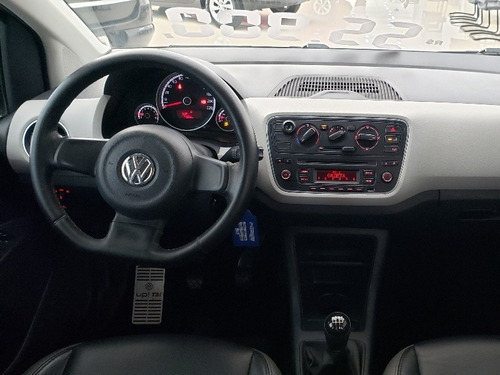 Imagem 8 de 10 de Volkswagen Up 1.0 Tsi Move Up 12v