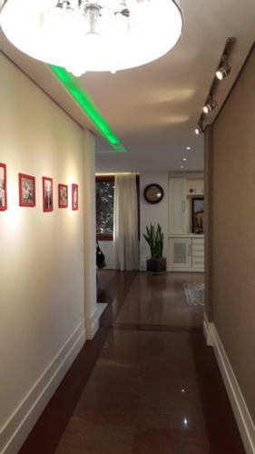 Apartamento Moinhos De Vento Porto Alegre. - 4877