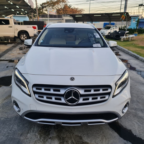 Imagen 1 de 15 de Mercedes Benz Gla 250 2019 Carfax Recien Importada