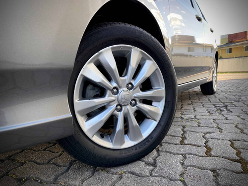 Imagem 12 de 12 de Honda City 1.5 Lx 16v Flex 4p Manual