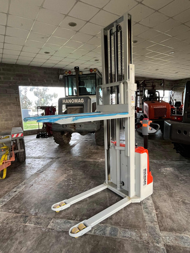 Apilador Electrico Elevador Michigan 1.5tn 3 Metros Bateria