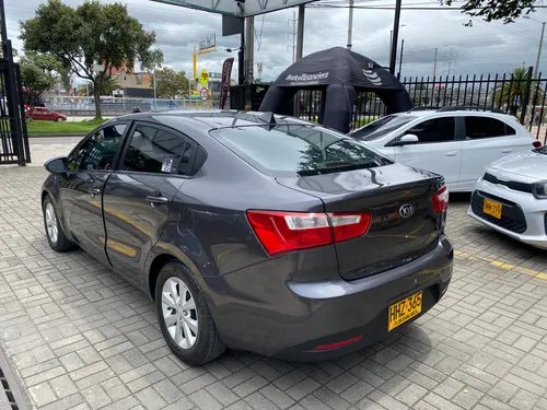 Kia Rio 1.4 4 p