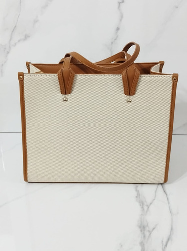 Bolsa Guess Negra Tote Maya De Tela Con Detalles De Piel