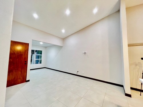 Imagen 15 de 20 de Linda Casa Nueva En Condominio Agua Clara