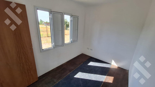 En Venta, Tráiler Habitacional A Estrenar, B° Los Patos, Plottier.