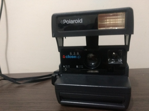 Câmera Polaroid 636 Close Up