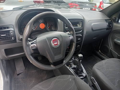 Imagem 3 de 6 de Fiat Strada 1.4 Mpi Hard Working Cs 8v Flex 2p Manual