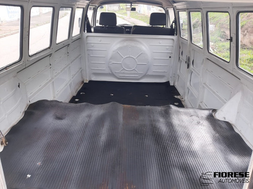 Imagem 11 de 12 de Volkswagen Kombi Vw