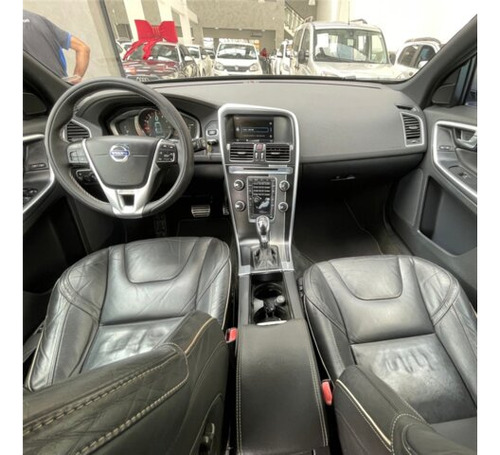 Volvo XC60 2.0 T5 RD TURBO GASOLINA 4P AUTOMÁTICO