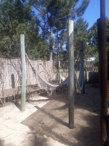 En Alquiler Temporada! Cabaña Cambalache, Casa De Madera, Monoambiente. A 350mts. De La Playa, Zona La Viuda, Para 2 O 3 Adultos, Punta Del Diablo, Rocha, Uruguay.