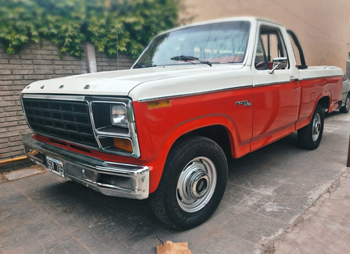 Ford F-100 3.6 Lujo