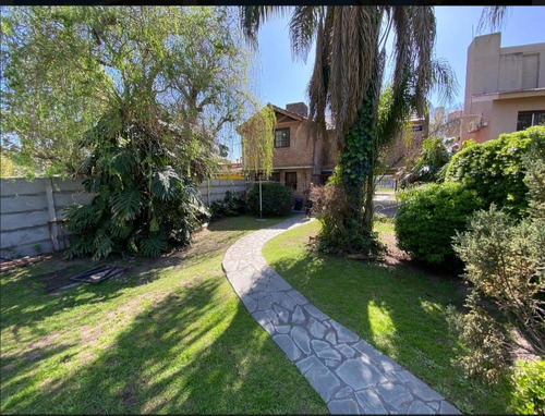 Hermoso Chalet. Moreno Sur.