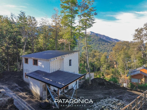 Venta Casa Vista Al Lago - 3 Dorm, 132m2 Cubiertos. Villa Correntoso, Villa La Angostura