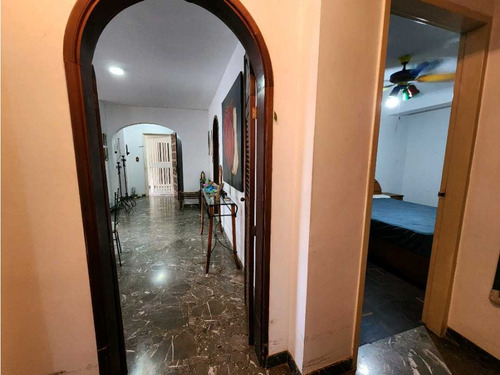 Se Vende Apartamento 276 M2 3h/3b/2pe Chuao