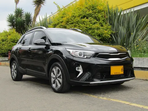 Kia Stonic 1.0 Zenith Hybrid MT