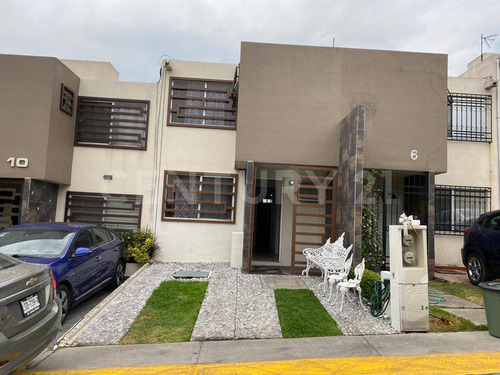 Casa En Venta En Colonial Del Lago, Nicolás Romero