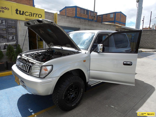Imagen 11 de 25 de Toyota Prado Sumo