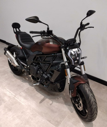 Imagen 18 de 22 de Benelli 502 C