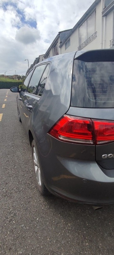 Imagen 14 de 15 de Volkswagen Golf 2015 1.6 Comfortline