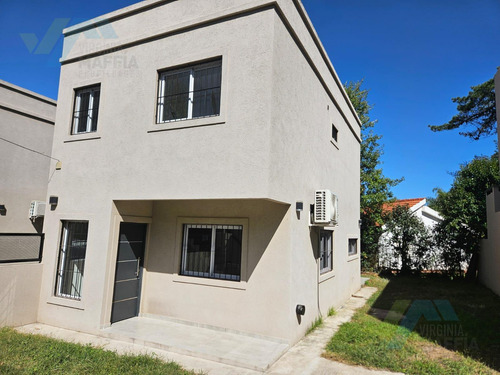 Casa 4 Ambientes En Venta - La Lonja - Saravi Al 3000 - Pilar -apto Crédito
