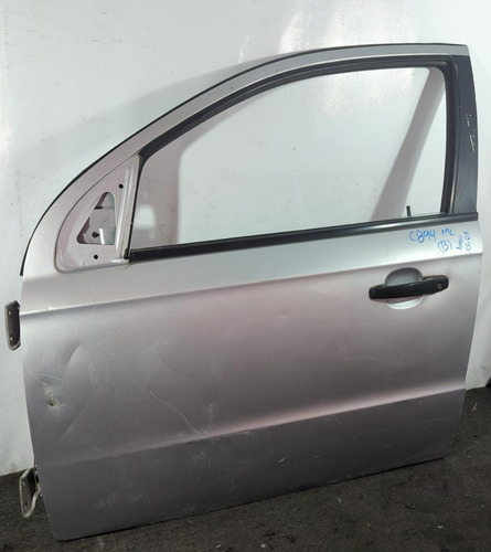 Puerta Delantera Izquierda Chevrolet Aveo 2006 2007 C894 Delantera Izquierda Gris (Usado)