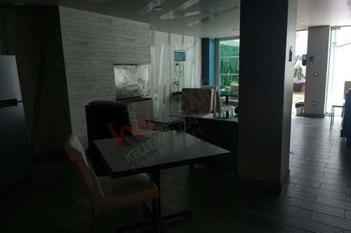 Imagen 21 de 25 de Edificio En Renta Con Gym , Cancha De Futbol , Sauna Y Mas