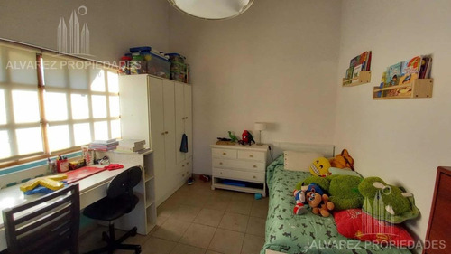 Imagen 6 de 10 de Casa - Barrio Parque Leloir