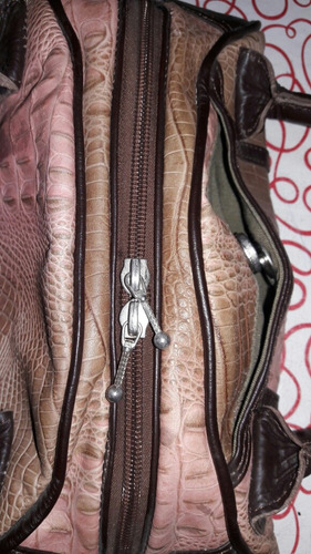Cartera De Mano Super Pocket. Cuero Labrado.