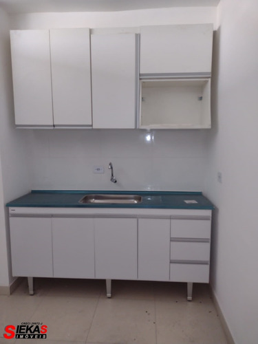 Imagem 2 de 7 de Excelente Apartamento Com 01 Dormitório- S/ Vaga De Garagem