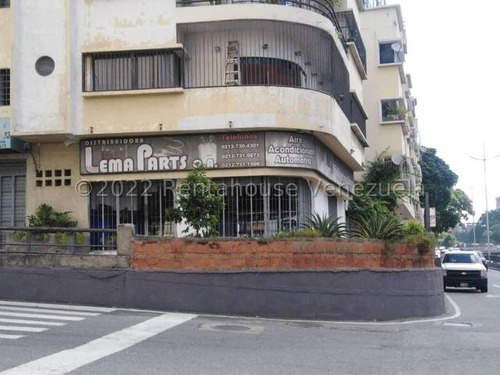 Imagen 2 de 24 de La Campiña Local En Alquiler 22-27975 04242091817------04126761534