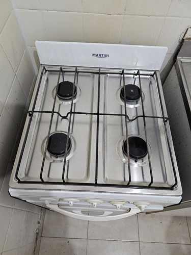 Cosina Martiri Gas Natural Exelente Estado Blanco (Usado)