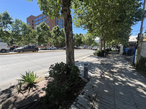 Local Comercial En Arriendo En Vitacura