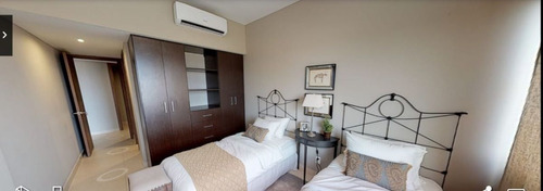 Departamentos(1r) En Venta En Torre Oceana En Vía Montejo