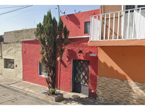 Casa En Venta En Col. Atlas, Guadalajara, Jalisco. Nm*