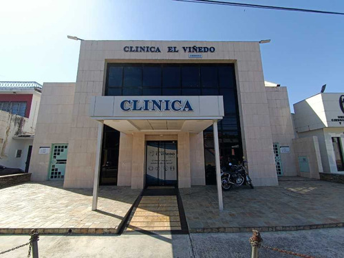 Clínica En Venta El Viñedo Om-7306944