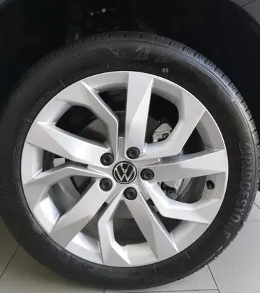 Imagen 14 de 15 de Volkswagen Taos Comfortline 250 Tsi 1.4 150cv
