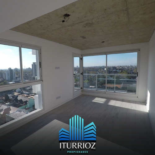 Imagen 15 de 17 de En Venta Semipiso Banfield Rincón 395 4 Años De Antigüedad