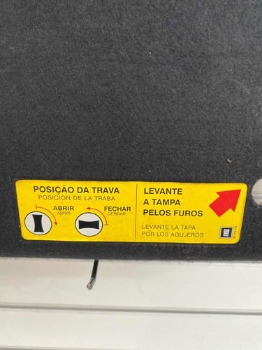 Imagem 3 de 3 de Tampa Capa Estepe Chevrolet 93238661