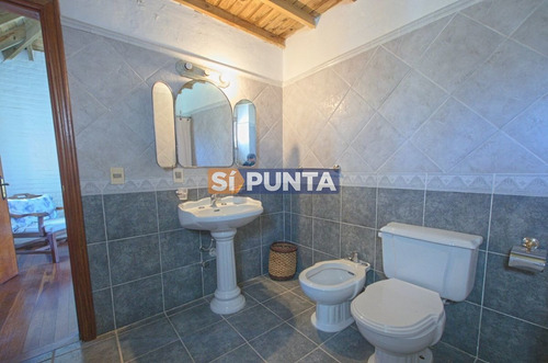 Imagen 22 de 30 de Casa En La Arbolada A La Venta