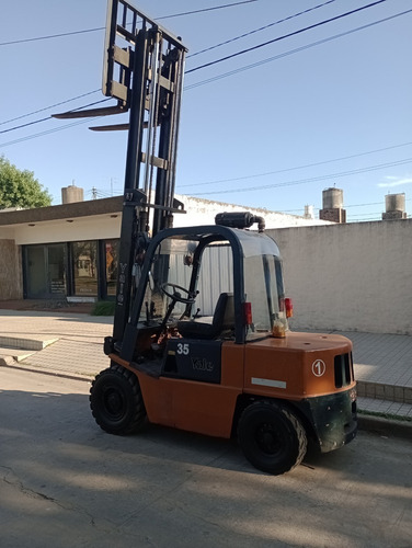 Imagen 3 de 12 de Autoelevador Yale 3,5 Ton - 95 Excelente
