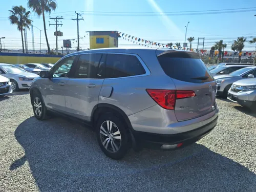 Honda Pilot Exl 2016 Asientos De Piel Y Funcionando Al 100