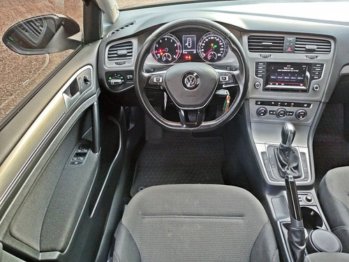 Volkswagen Golf Confort 1.4 T Dsg