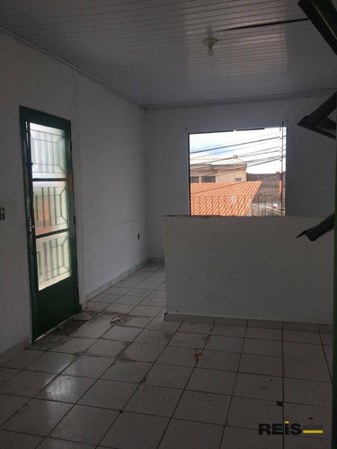 Casa Com 2 Dormitórios Para Alugar, 135 M² Por R$ 900/mês - Vila Fiori - Sorocaba/sp - Ca1749